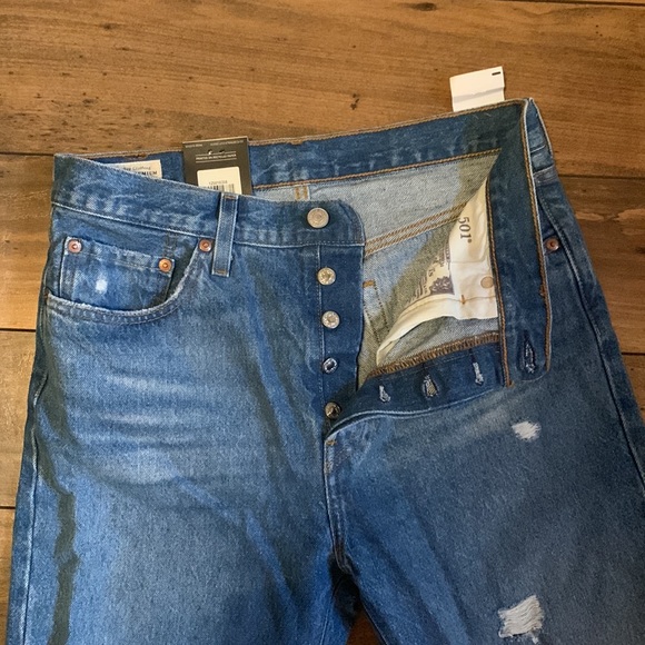 Brand new Levi jeans - Picture 5 of 8